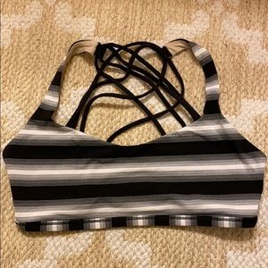 lululemon sports bra